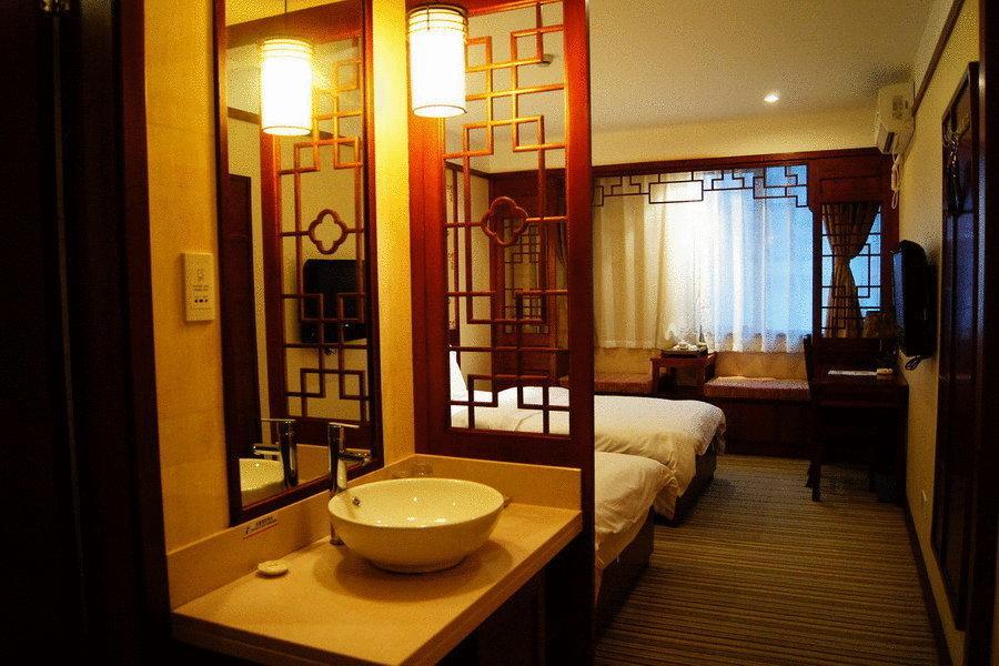 Super 8 Hotel Shanghai Qibao Old Street Room photo
